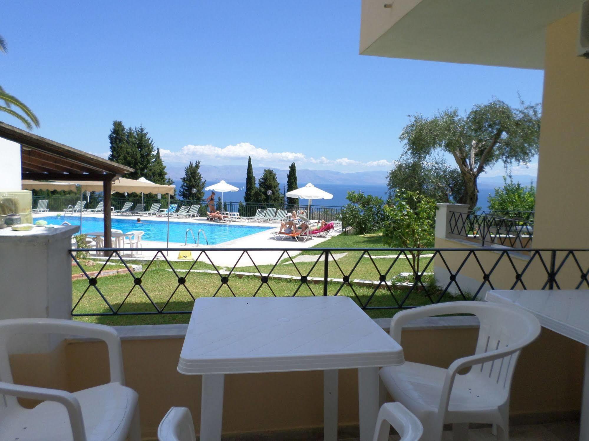 Rising Sun & Aparthotel Benitses (Corfu)